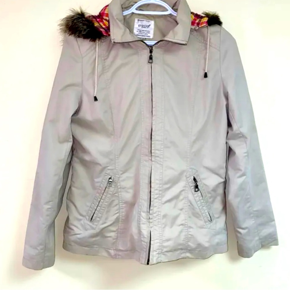 Winter Jacket - Picture 2 of 3